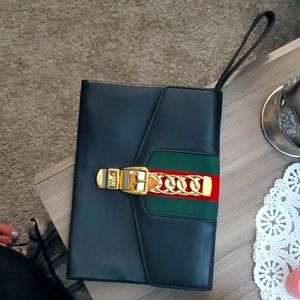 Authentic GUCCI Sylvie clutch